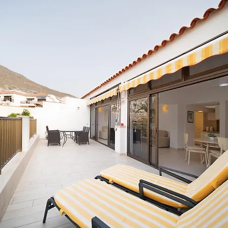 Apartman Oasis Bay - Cliffs, Beach, Town Center